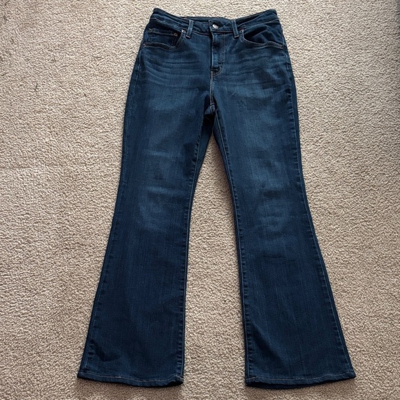 Levi's Denim - Levi’s Women's Blue Flared Jeans size 31